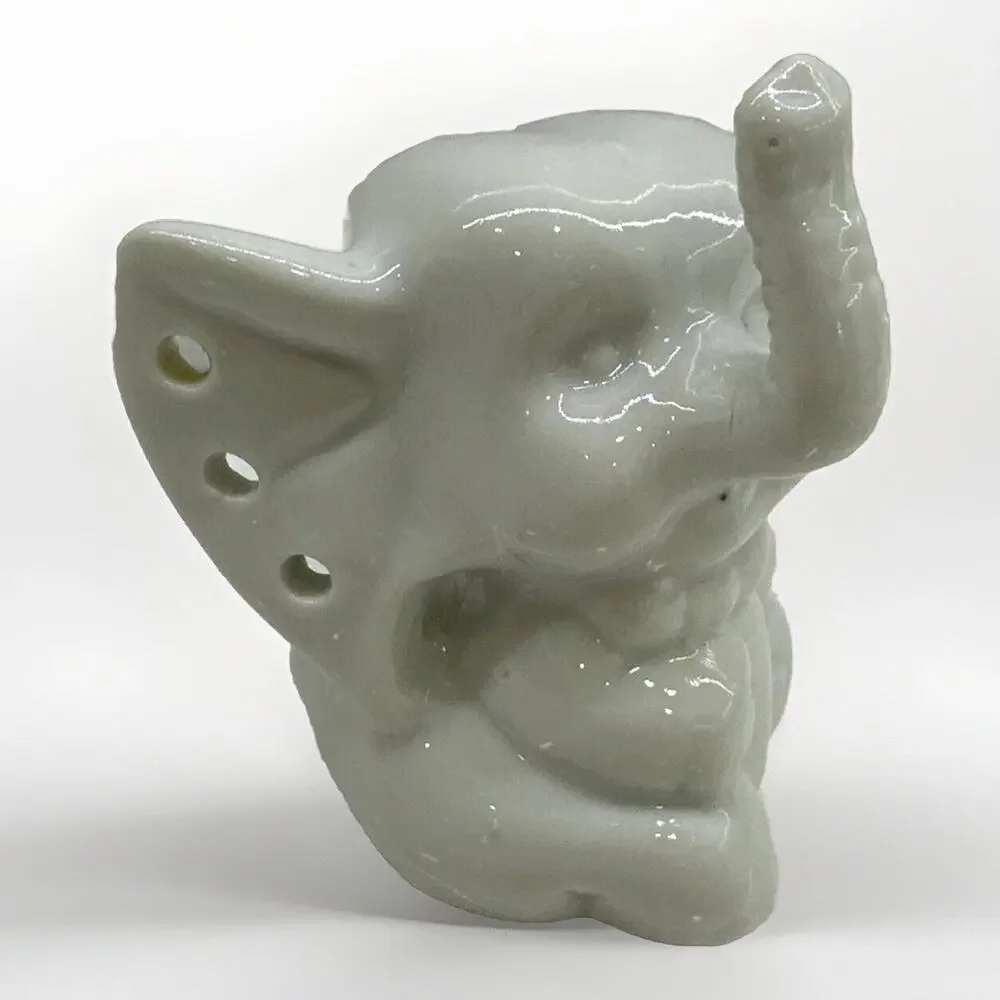 Vintage 70s White Porcelain Baby Elephant Earring Holder 3
